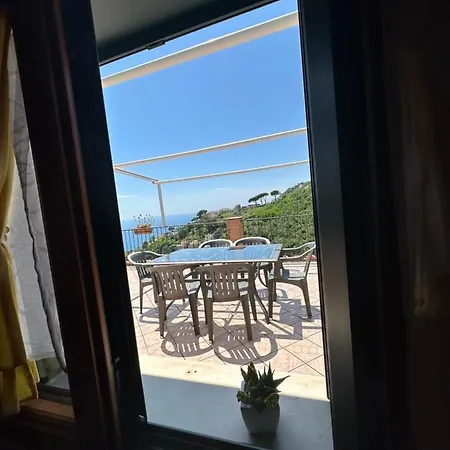 Casa Vittoria Vietri